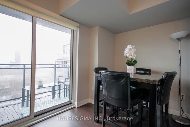 1203 - 78 Tecumseth St, Condo with 2 bedrooms, 2 bathrooms and 1 parking in Toronto ON | Image 5