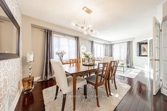 2790 Galleon Cres, House detached with 4 bedrooms, 3 bathrooms and 8 parking in Mississauga ON | Image 5