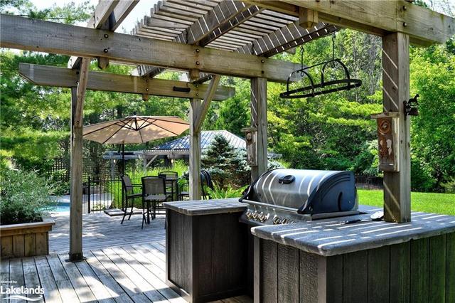 Shade for the BBQ Deck off the Kitchen | Image 29
