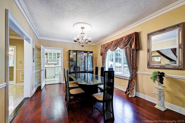 229 Viewmount Ave, House detached with 5 bedrooms, 4 bathrooms and 1 parking in Toronto ON | Image 3