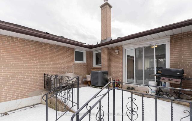 943 Willowdale Ave, House detached with 3 bedrooms, 4 bathrooms and 3 parking in Toronto ON | Image 31