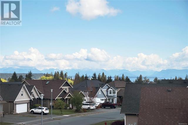 2002 Varsity Dr, House detached with 3 bedrooms, 4 bathrooms and 4 parking in Campbell River BC | Image 33