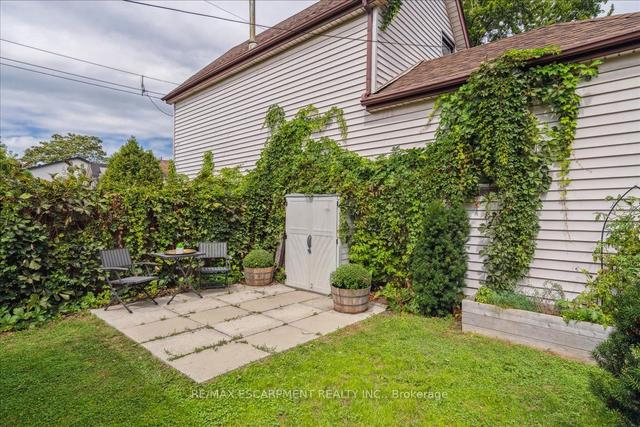 3 Nightingale St, House detached with 3 bedrooms, 1 bathrooms and 1 parking in Hamilton ON | Image 32