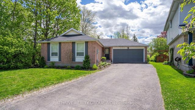 277 Ferndale Ave, House detached with 3 bedrooms, 2 bathrooms and 6 parking in London ON | Image 1
