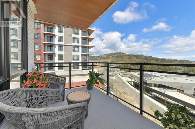 210 - 1110 Samar Cres, Condo with 2 bedrooms, 2 bathrooms and 1 parking in Langford BC | Image 6