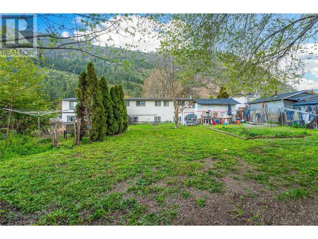 1560 Ponderosa Rd, House detached with 7 bedrooms, 3 bathrooms and 5 parking in West Kelowna BC | Image 49