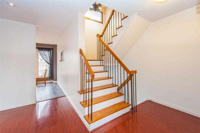 2132 Millway Gate, House detached with 3 bedrooms, 1 bathrooms and 2 parking in Mississauga ON | Image 7