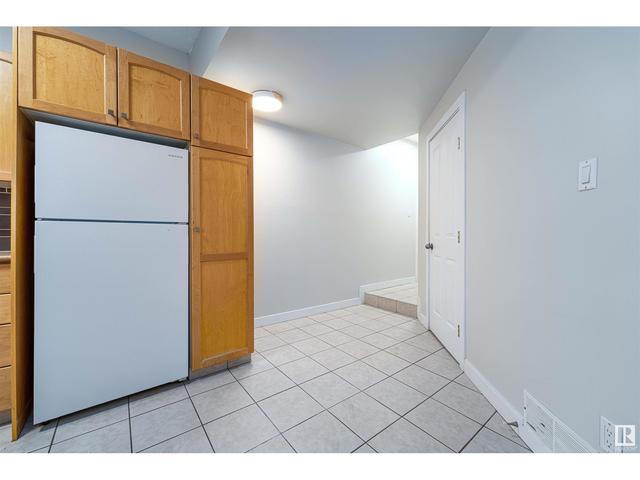 104 - 10711 83 Ave Nw, Condo with 2 bedrooms, 1 bathrooms and null parking in Edmonton AB | Image 3