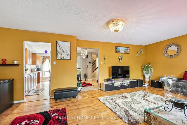 260 Braymore Blvd, House semidetached with 3 bedrooms, 4 bathrooms and 4 parking in Toronto ON | Image 28