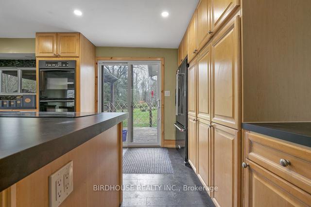 93 Colony Rd, House detached with 3 bedrooms, 1 bathrooms and 10 parking in Kawartha Lakes ON | Image 8