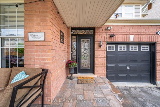 945 Mcneil Dr, House detached with 4 bedrooms, 3 bathrooms and 4 parking in Milton ON | Image 29