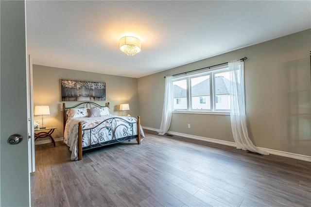 132 Bellroyal Cres, House detached with 6 bedrooms, 3 bathrooms and 2 parking in Hamilton ON | Image 19