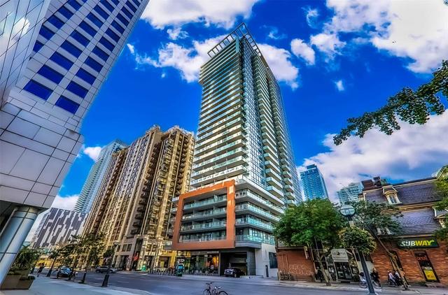 2502 - 8 Mercer St, Condo with 2 bedrooms, 2 bathrooms and 1 parking in Toronto ON | Image 1