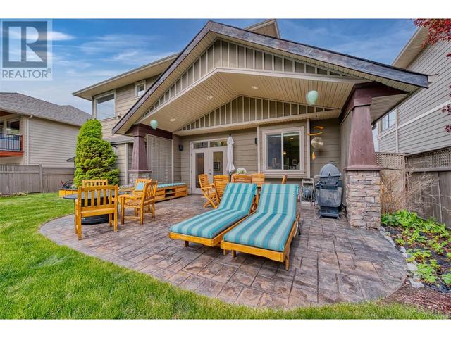 5254 Cobble Cres, House detached with 4 bedrooms, 4 bathrooms and 2 parking in Kelowna BC | Image 52