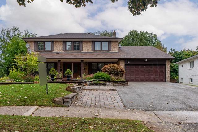 28 Tullamore Dr, House detached with 4 bedrooms, 4 bathrooms and 6 parking in Toronto ON | Image 1