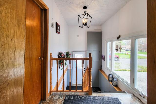 6515 Twenty Rd E, House detached with 3 bedrooms, 1 bathrooms and 14 parking in Hamilton ON | Image 24