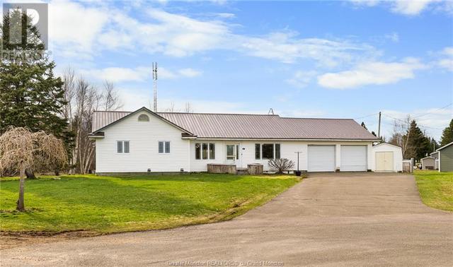 3 Chatellerault Ave, House detached with 3 bedrooms, 1 bathrooms and null parking in Saint Antoine NB | Image 1