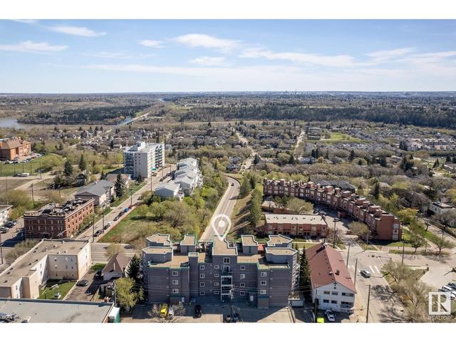 302 - 10118 95 St Nw, Condo with 2 bedrooms, 2 bathrooms and 1 parking in Edmonton AB | Image 29