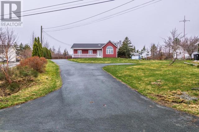 68 Pettens Road, House detached with 4 bedrooms, 3 bathrooms and null parking in Conception Bay South NL | Image 2