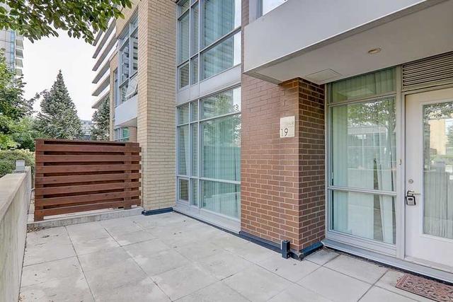 TH09 - 19 Singer Ct, Townhouse with 3 bedrooms, 3 bathrooms and 1 parking in Toronto ON | Image 38