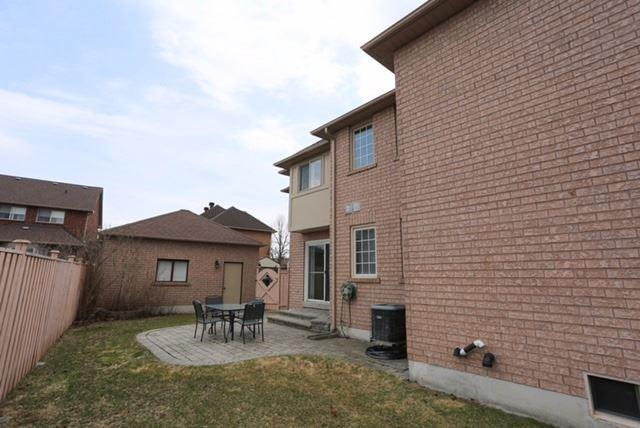 1 Buttonbush Ave, House detached with 4 bedrooms, 4 bathrooms and 4 parking in Markham ON | Image 17