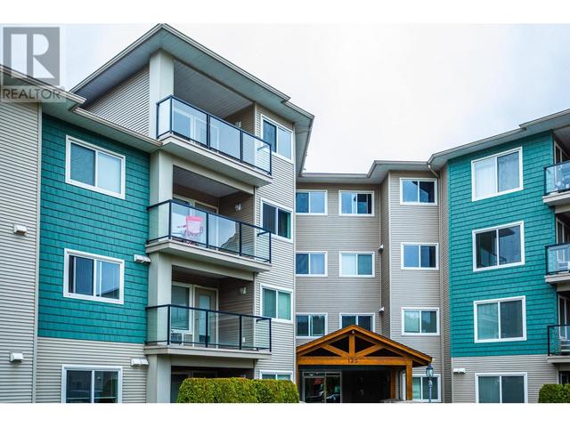 303 - 135 Ziprick Road, Condo with 2 bedrooms, 2 bathrooms and 2 parking in Kelowna BC | Image 25