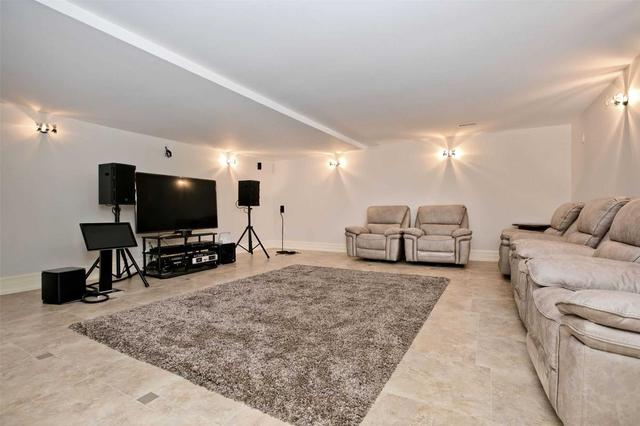 1 Tanvalley Crt, House detached with 4 bedrooms, 6 bathrooms and 8 parking in Toronto ON | Image 15