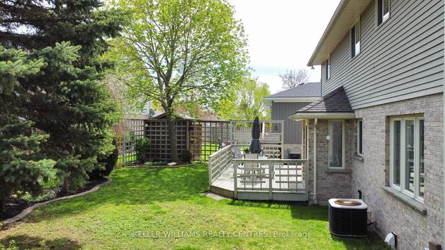 265 - 265 4th St Cres, House detached with 5 bedrooms, 3 bathrooms and 6 parking in Hanover ON | Image 12