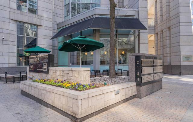 1002 - 2191 Yonge St, Condo with 2 bedrooms, 2 bathrooms and 1 parking in Toronto ON | Image 23