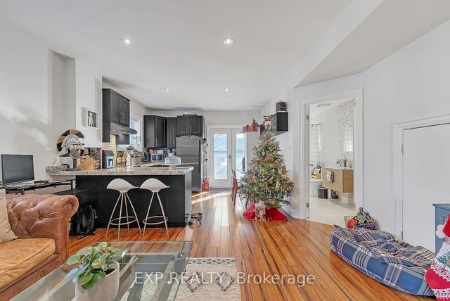 5 Jerome St, House detached with 3 bedrooms, 4 bathrooms and 4 parking in Toronto ON | Image 27