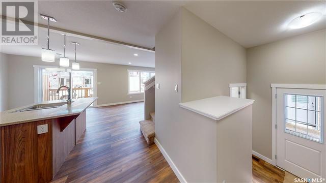 218 Schmeiser Bend, House semidetached with 3 bedrooms, 3 bathrooms and null parking in Saskatoon SK | Image 3