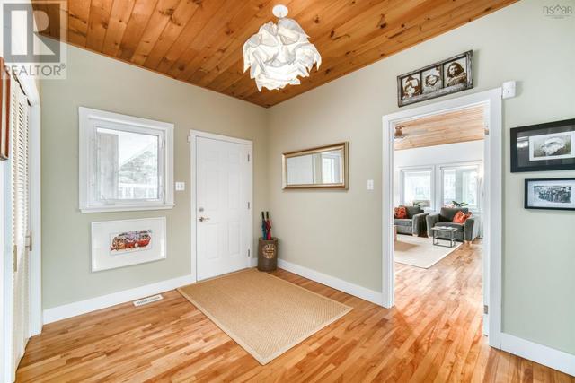 105 Poplar Rd, House detached with 4 bedrooms, 2 bathrooms and null parking in Queens NS | Image 16