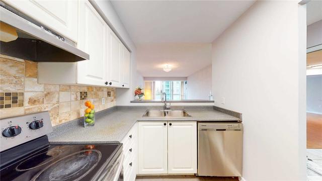 400 - 8 Pemberton Ave, Condo with 2 bedrooms, 2 bathrooms and 1 parking in Toronto ON | Image 19