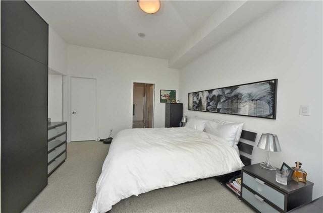 5302 - 65 Bremner Blvd, Condo with 2 bedrooms, 3 bathrooms and 1 parking in Toronto ON | Image 14