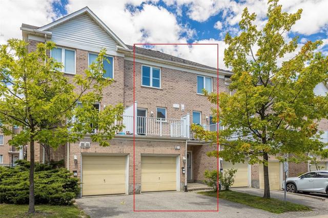 48 Leitchcroft Cres, Townhouse with 2 bedrooms, 2 bathrooms and 1 parking in Markham ON | Image 1