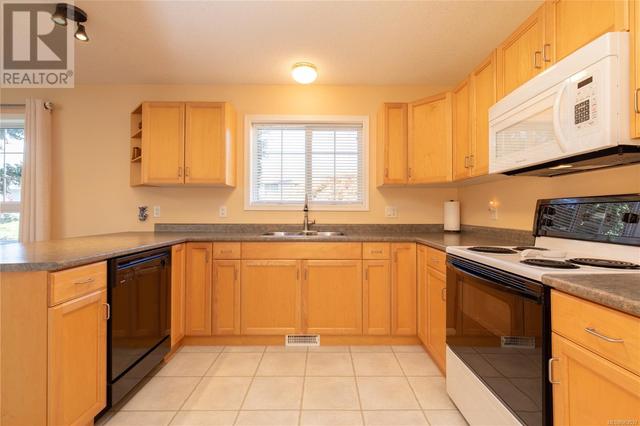 3971 Valewood Dr, House other with 2 bedrooms, 2 bathrooms and 3 parking in Nanaimo BC | Image 13