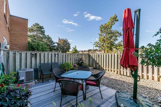 66 - 100 Bridletowne Circ, Townhouse with 3 bedrooms, 2 bathrooms and 2 parking in Toronto ON | Image 17