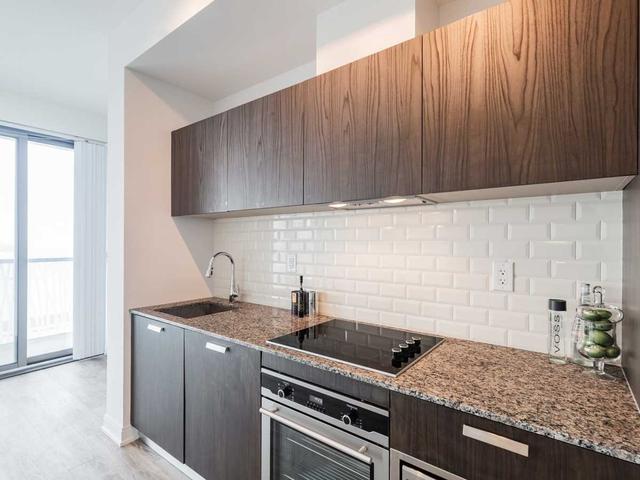 2211 - 50 Charles St E, Condo with 1 bedrooms, 1 bathrooms and 0 parking in Toronto ON | Image 1