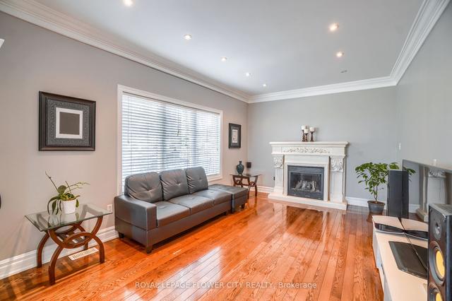 1 Yellow Avens Blvd S, House detached with 4 bedrooms, 4 bathrooms and 11 parking in Brampton ON | Image 10
