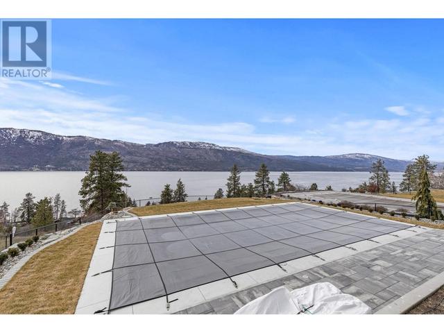 1360 Sixth St, House detached with 4 bedrooms, 2 bathrooms and 2 parking in Lake Country BC | Image 52
