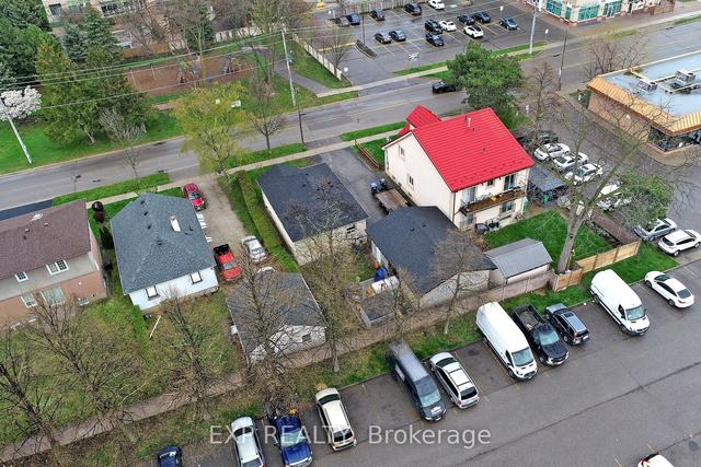 3034 Parkerhill Rd, House detached with 2 bedrooms, 2 bathrooms and 10 parking in Mississauga ON | Image 25