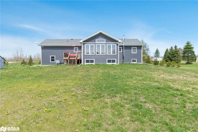 185718 Grey County Road 9, House detached with 3 bedrooms, 3 bathrooms and 12 parking in Southgate ON | Image 15