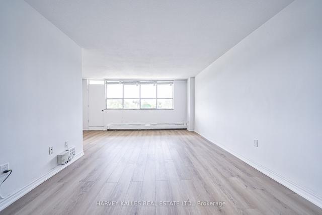304 - 2000 Sheppard Ave W, House detached with 2 bedrooms, 1 bathrooms and 0 parking in Toronto ON | Image 35