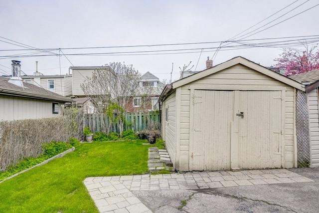 138 Balsam Ave N, House detached with 3 bedrooms, 1 bathrooms and 2 parking in Hamilton ON | Image 31