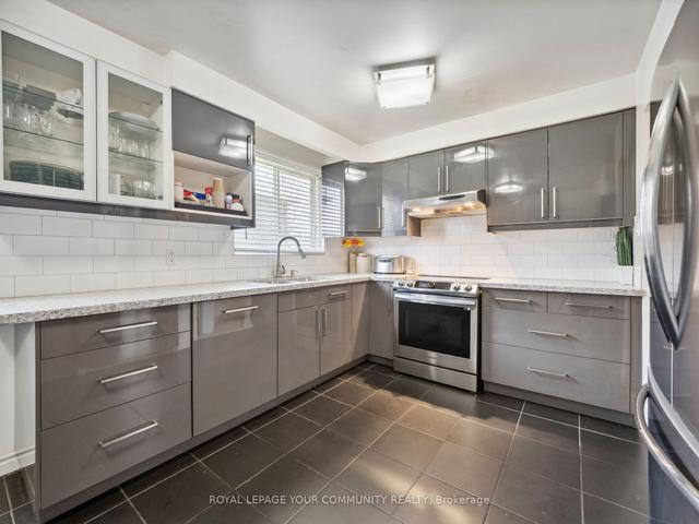 76 Darnborough Way, House semidetached with 3 bedrooms, 2 bathrooms and 4 parking in Toronto ON | Image 6
