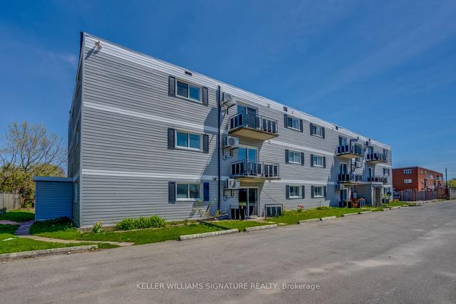 4 - 14 Holland St, Condo with 2 bedrooms, 1 bathrooms and 0 parking in St. Thomas ON | Image 1