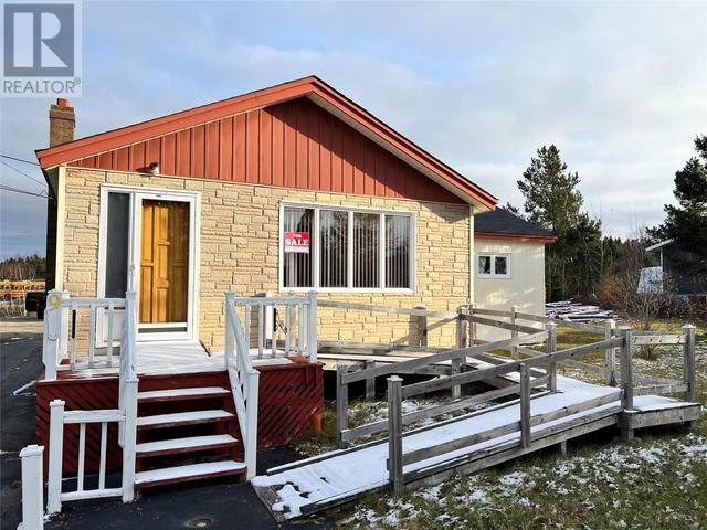 9 Abbotts Road, House detached with 3 bedrooms, 2 bathrooms and null parking in Centreville Wareham Trinity NL | Image 3