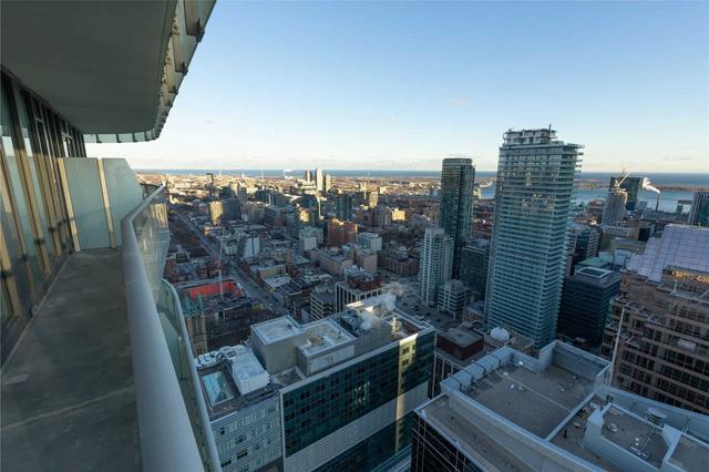 3806 - 197 Yonge St, Condo with 1 bedrooms, 1 bathrooms and 0 parking in Toronto ON | Image 5
