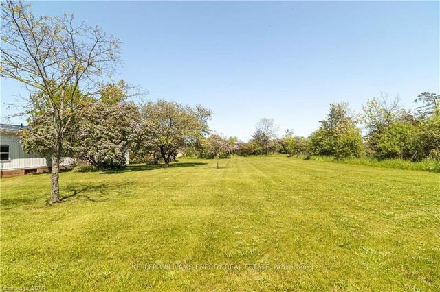 5062 Long Point Rd, House detached with 2 bedrooms, 1 bathrooms and 5 parking in Prince Edward County ON | Image 24