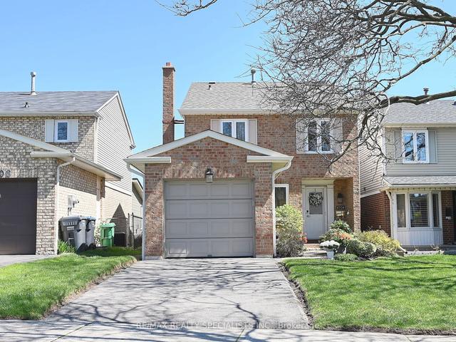 4104 Stonemason Cres, House detached with 4 bedrooms, 3 bathrooms and 3 parking in Mississauga ON | Image 1